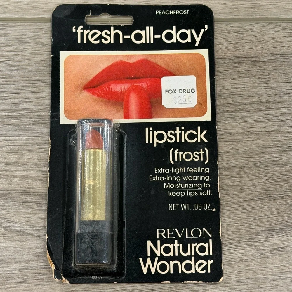VINTAGE REVLON NATURAL WONDER 60'S-70'S LIPSTICK PEACHFROST NOS